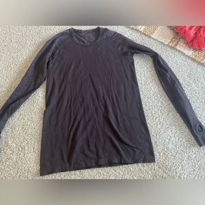 Lululemon long sleeve top